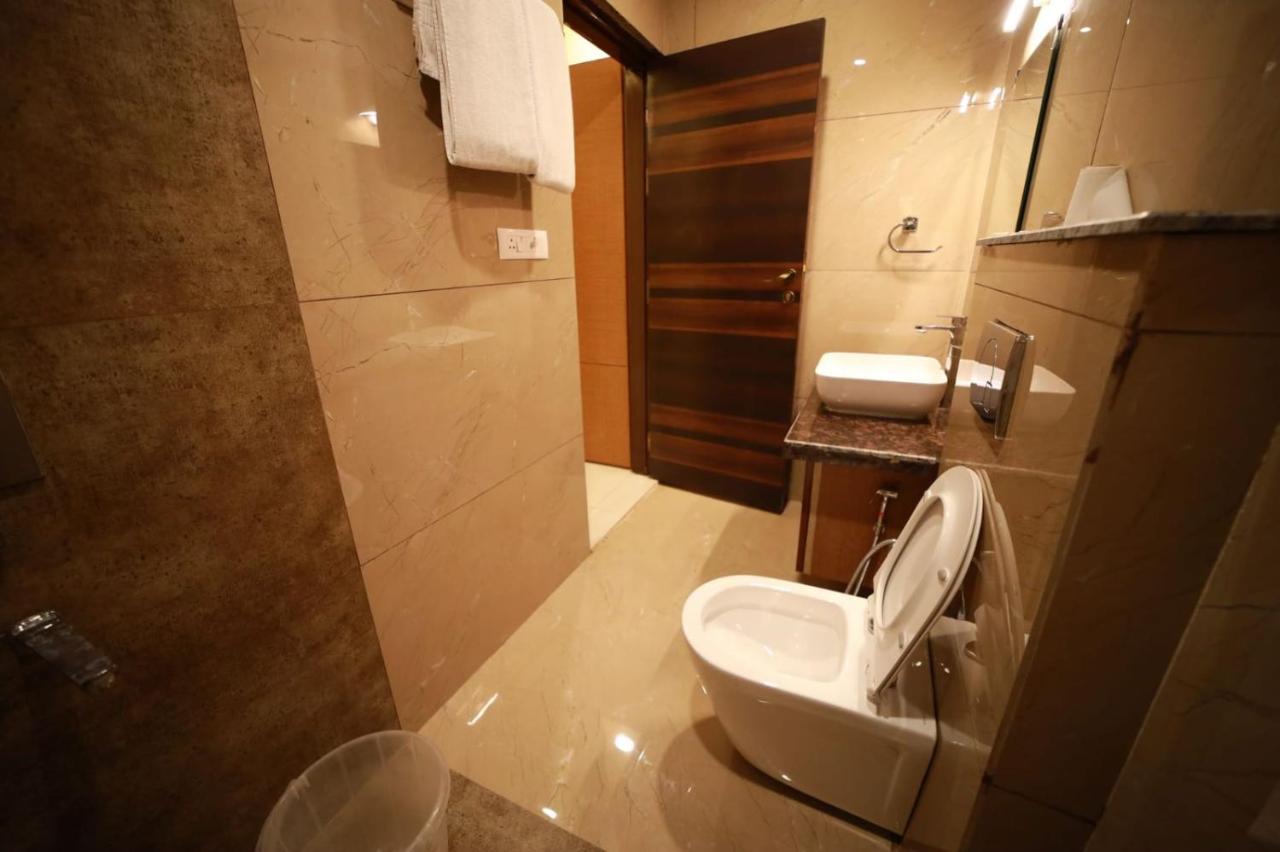Hotel Neerja Inn Dźajpur Zewnętrze zdjęcie