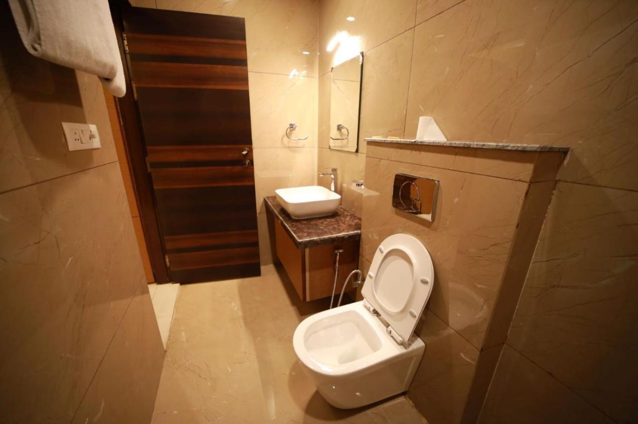 Hotel Neerja Inn Dźajpur Zewnętrze zdjęcie